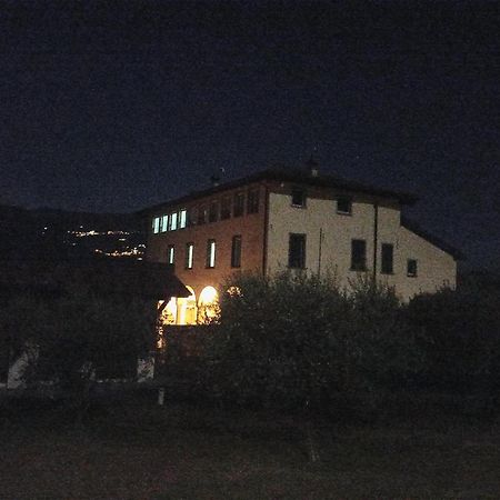 La Corte Del Cigno Monte Isola Exteriör bild
