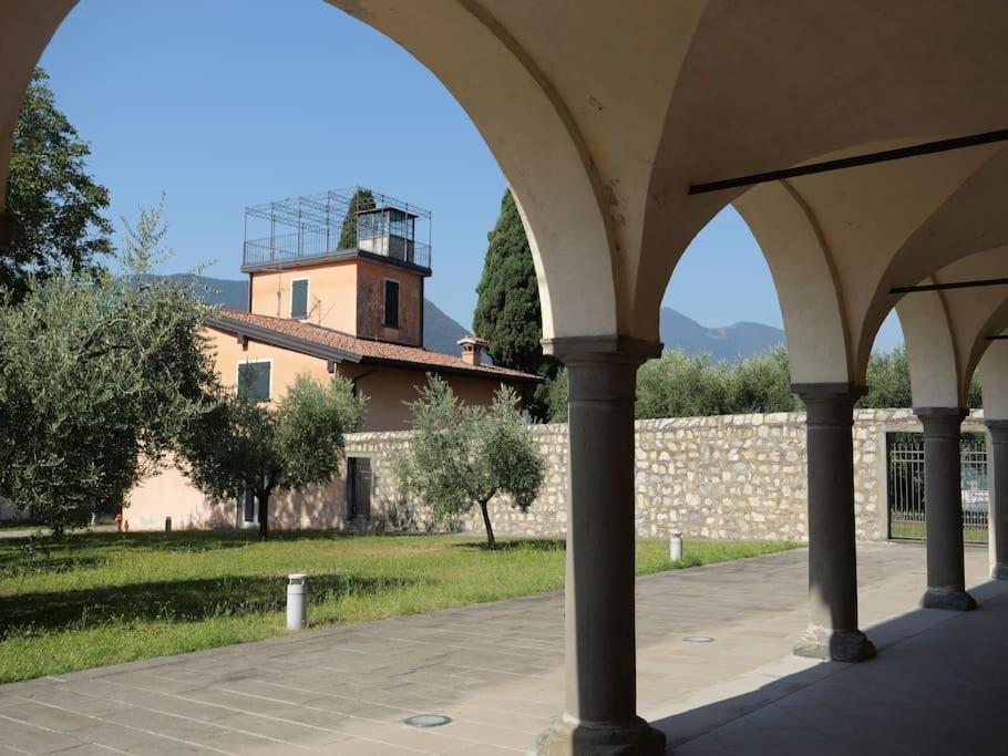La Corte Del Cigno Monte Isola Exteriör bild